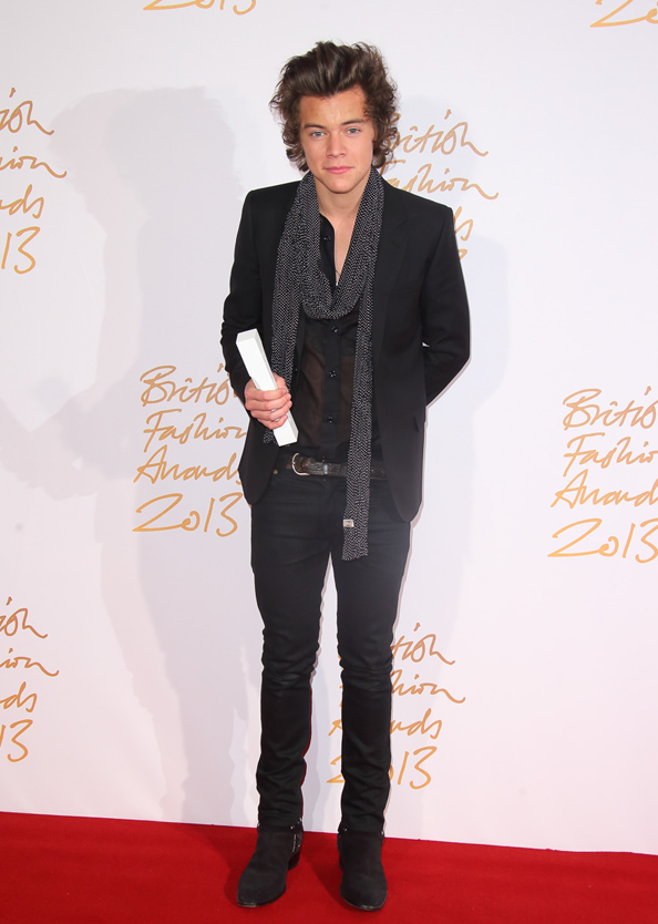 Harry-Styles-(winner,-British-Style-Award-Brought-to-you-by-Vodafone)