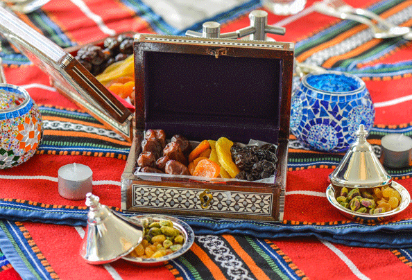 Raffles-Dubai-Ramadan-table-set-up