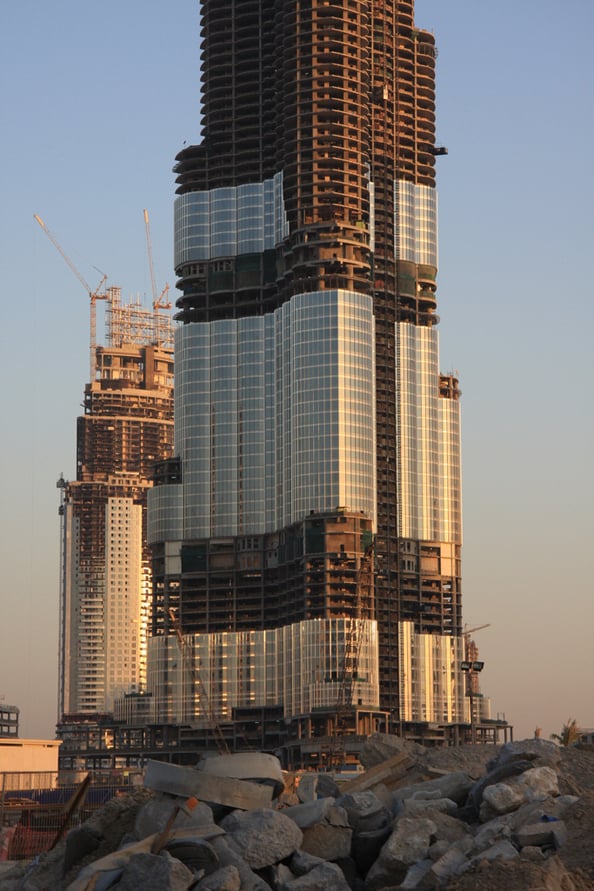 The glass cladding starts covering the reinforced concrete in 2007.
