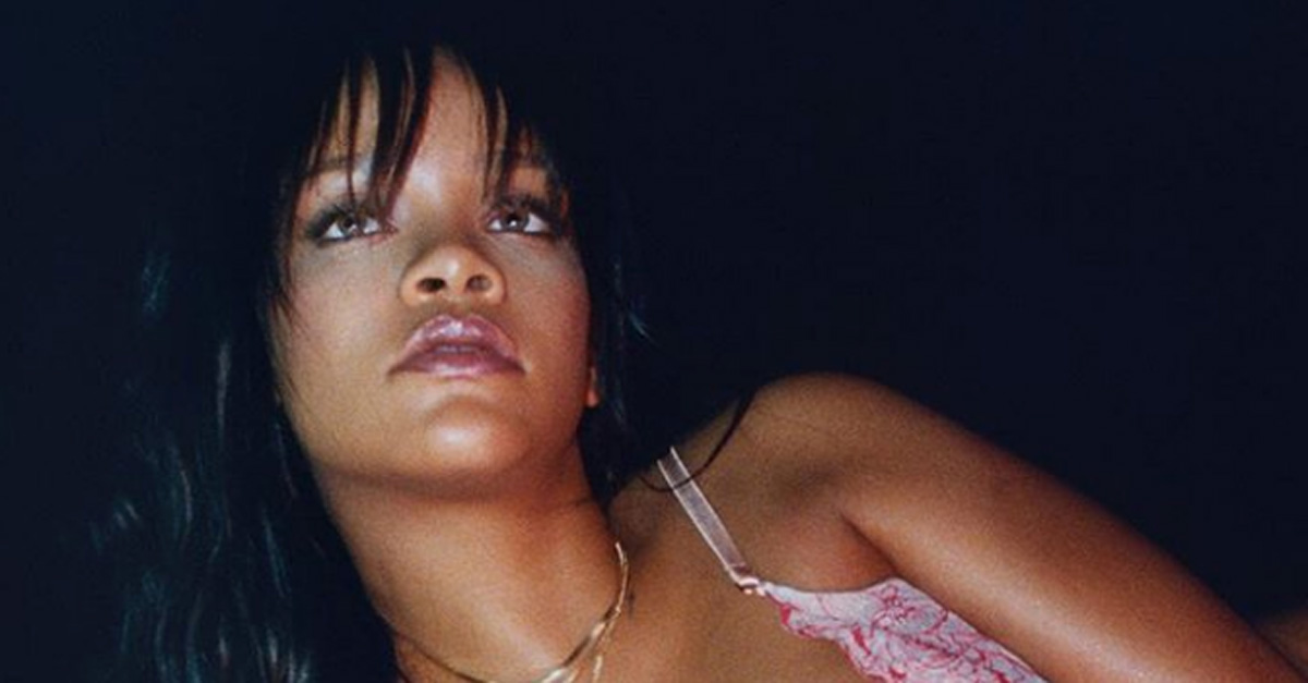 RIHANNA LAUNCHES SAVAGE X FENTY SPORTSWEAR LINE. ARE YOU HERE FOR