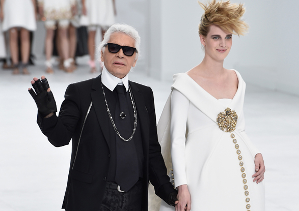 Karl Lagerfeld Closes His Show With A Pregnant Ashleigh Good – Emirates ...