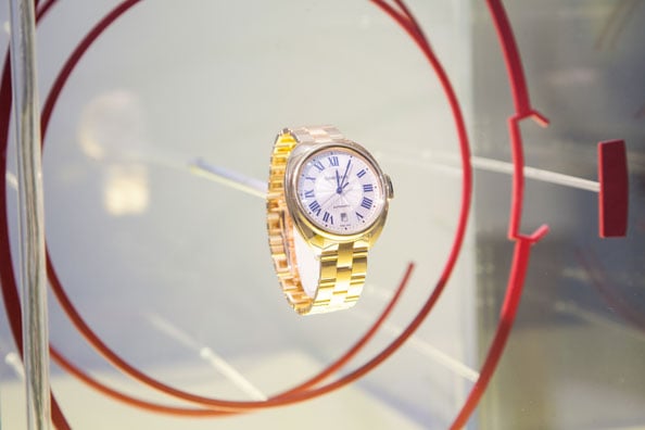 A timepiece from Cle de Cartier collection 