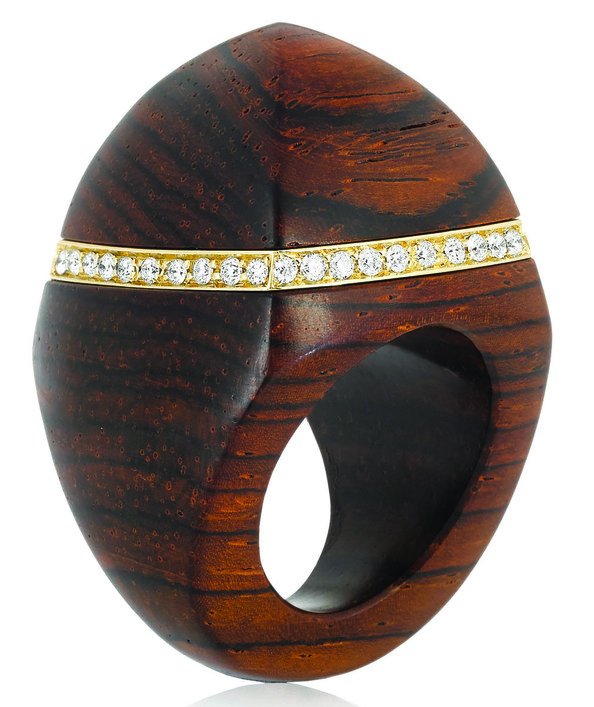 18kt gold, cocobolo wood and diamond ring Dhs40,891 Finds + Catherine Prevost at net-a-porter.com