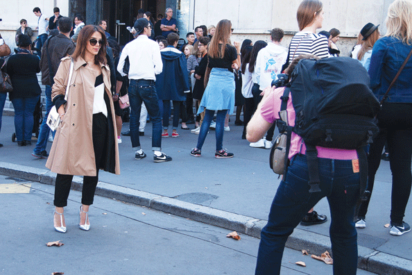 17.-PARIS-Day5-Papped
