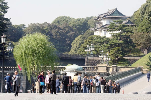 Imperial Palace tokyo city guide