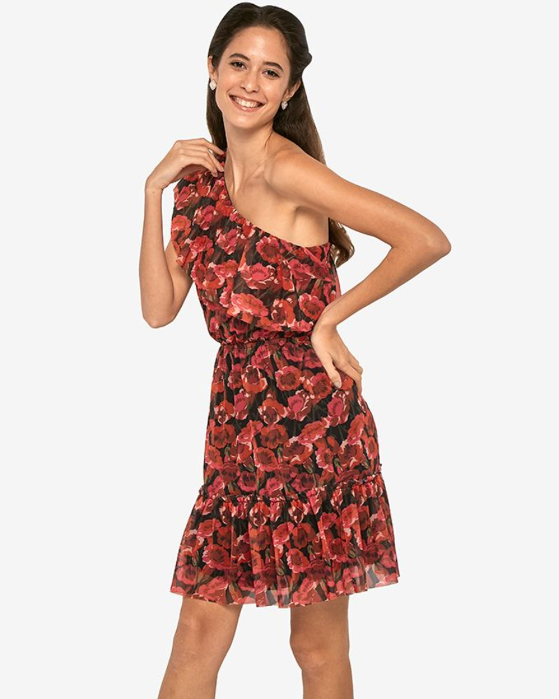 https://en-ae.6thstreet.com/bordo-printed-dress-red-twoss19lj0310-red.html?utm_source=EmiratesWomanHoliday2019&utm_medium=MagazineOnline&utm_campaign=EmiratesWoman_OnlineArticle&utm_content=Trendyol