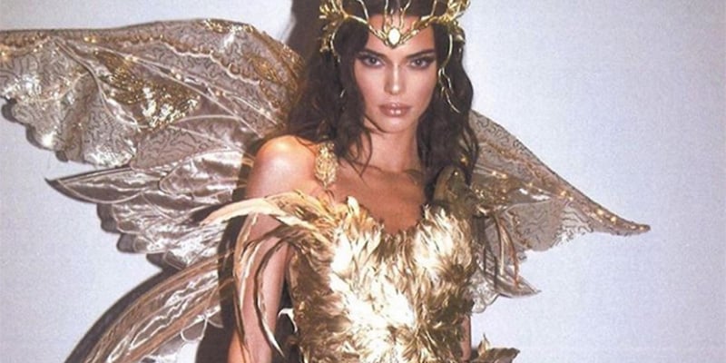Kendall Jenner looked like a golden ...