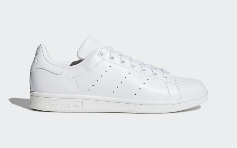 five-white-sneakers-that-will-never-go-out-of-style