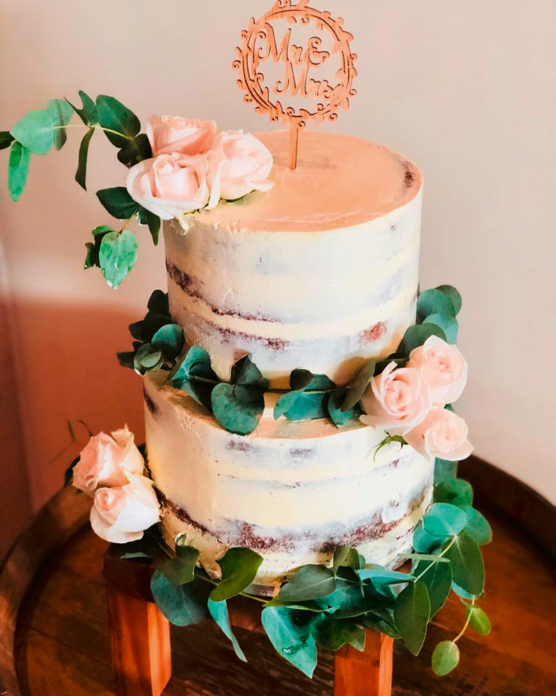 modern wedding cake trend 2020