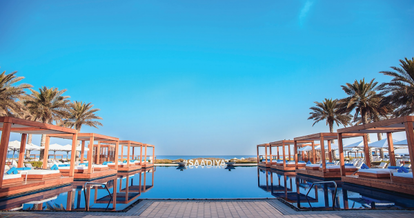 This dreamy Abu Dhabi beach club has reopened its doors – Emirates Woman