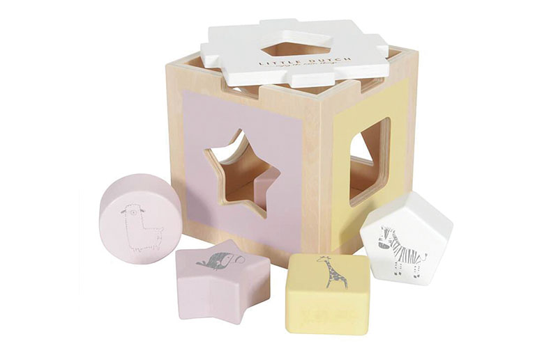minimalist baby shower gifts