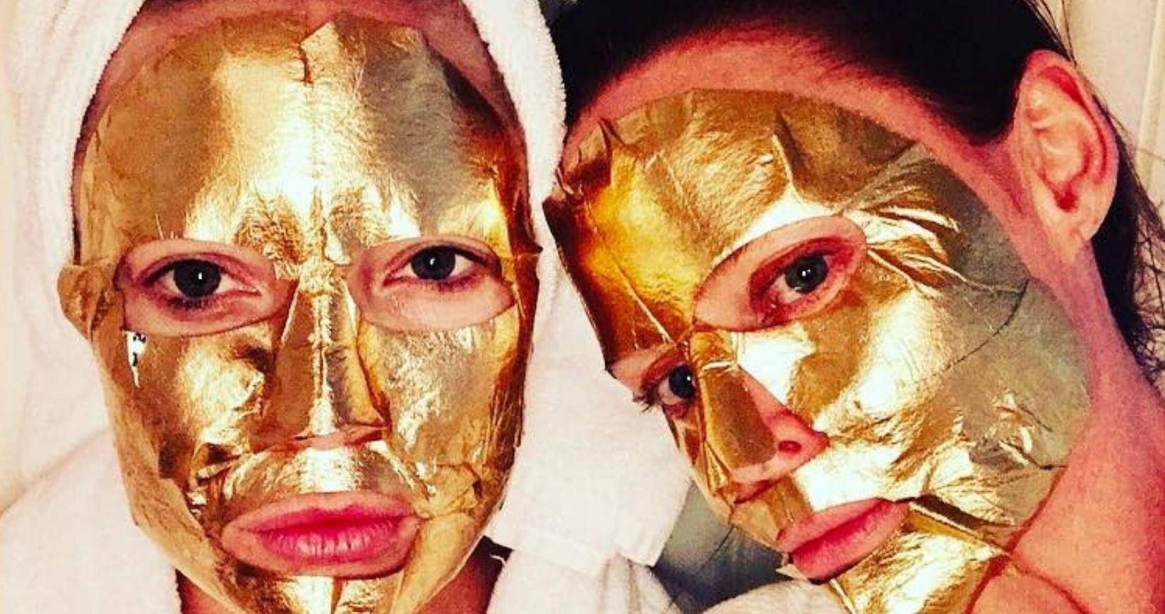 Kate Hudson gold face mask