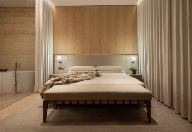 The Dubai EDITION bedroom