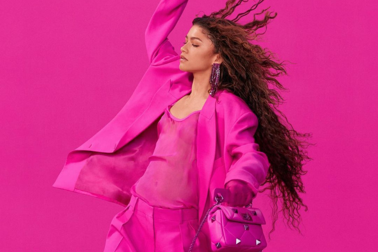 Zendaya gracefully takes centre stage in Valentino’s latest Pink PP ...