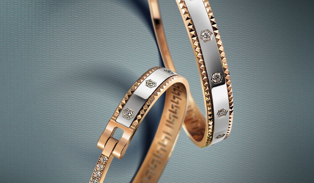 22ct gold cnc bangles with minakari and studded stone work in 2024 | Bangles,  Arm jewelry, Bridal jewelry collection