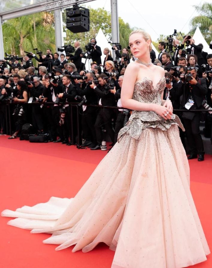 Elle Fanning Wore One Of Sarah Burton's Earliest – And Buzziest – McQueen  Creations To Watch Her Final Show