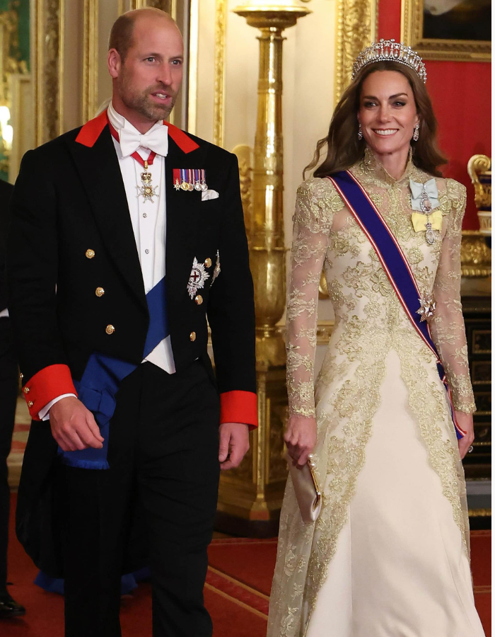 Kate Middleton state banquet dress