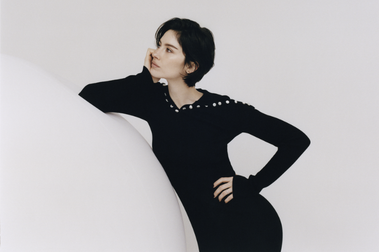 Gracie Abrams is the new face of CHANEL’s Coco Mademoiselle Crush Absolu